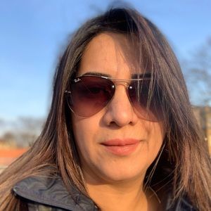 Meet your Posher, Rania